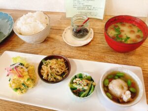 024CA66D-DEC9-453D-9FEC-9B9D76C2C94D