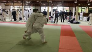 10B29BD9-6B84-416B-BF94-1F2554667F6D