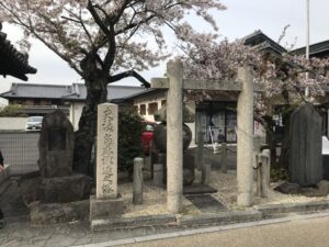 60E523B5-488F-4DAF-BA54-6AB66F5D2B05