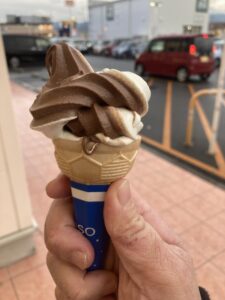 9EFD6C96-B156-4D48-B4EC-05ADBABC9B8B